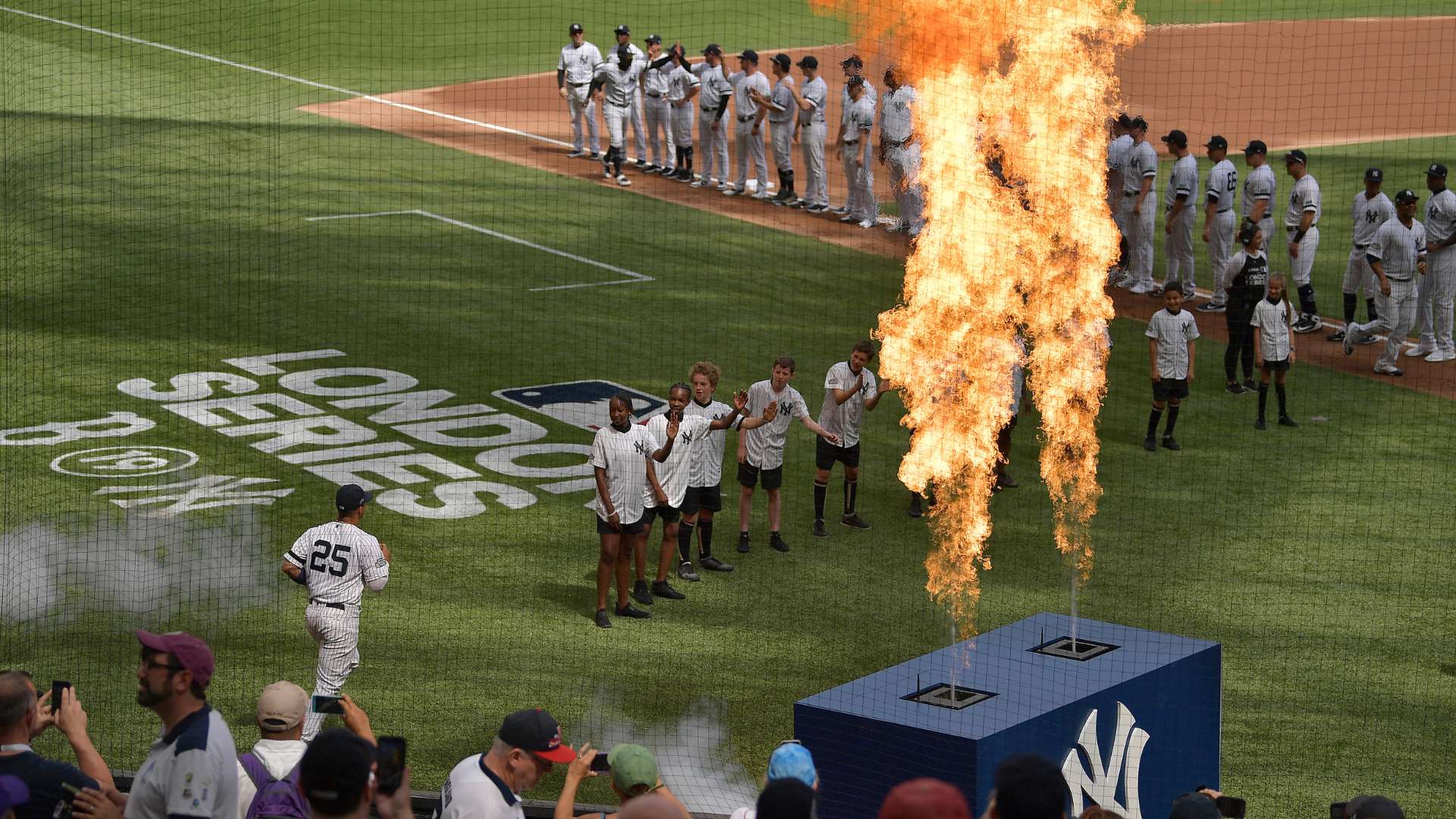 歷中早已顯 歷中早已顯